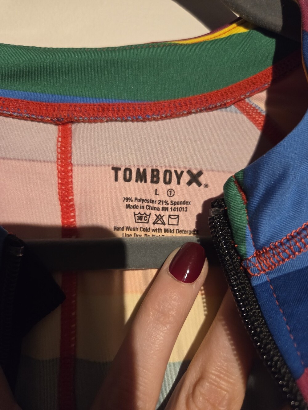 Tomboy Rainbow Striped Singlet - Picture 4 of 6